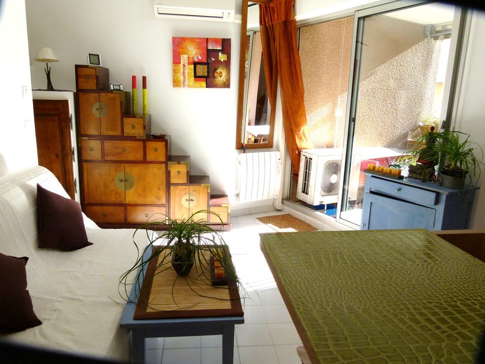   - Centre ville T 2 climatisé terrasse ascenseur à 5 minutes  Vacances  / Offres de location 