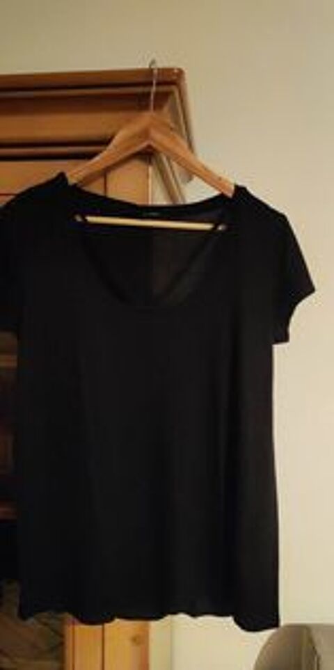 Tee-shirt noir femme 8 Champagne-sur-Seine (77)