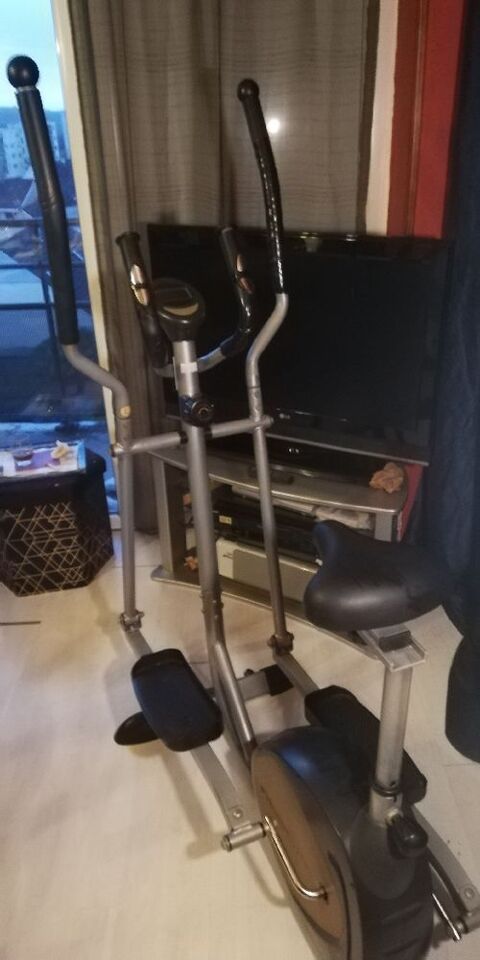 Vlo elliptique avec selles + affichage digital 40 Toul (54)