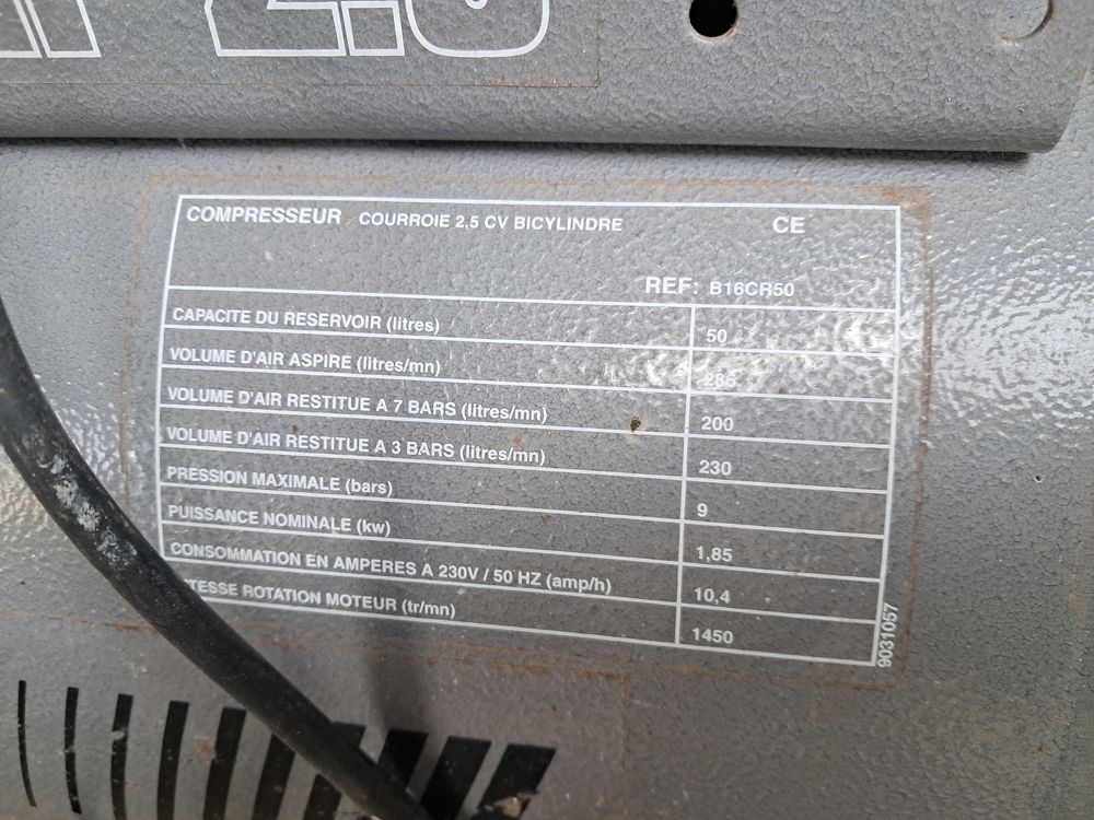 Compresseur d'air Armaster LT 50 Bricolage