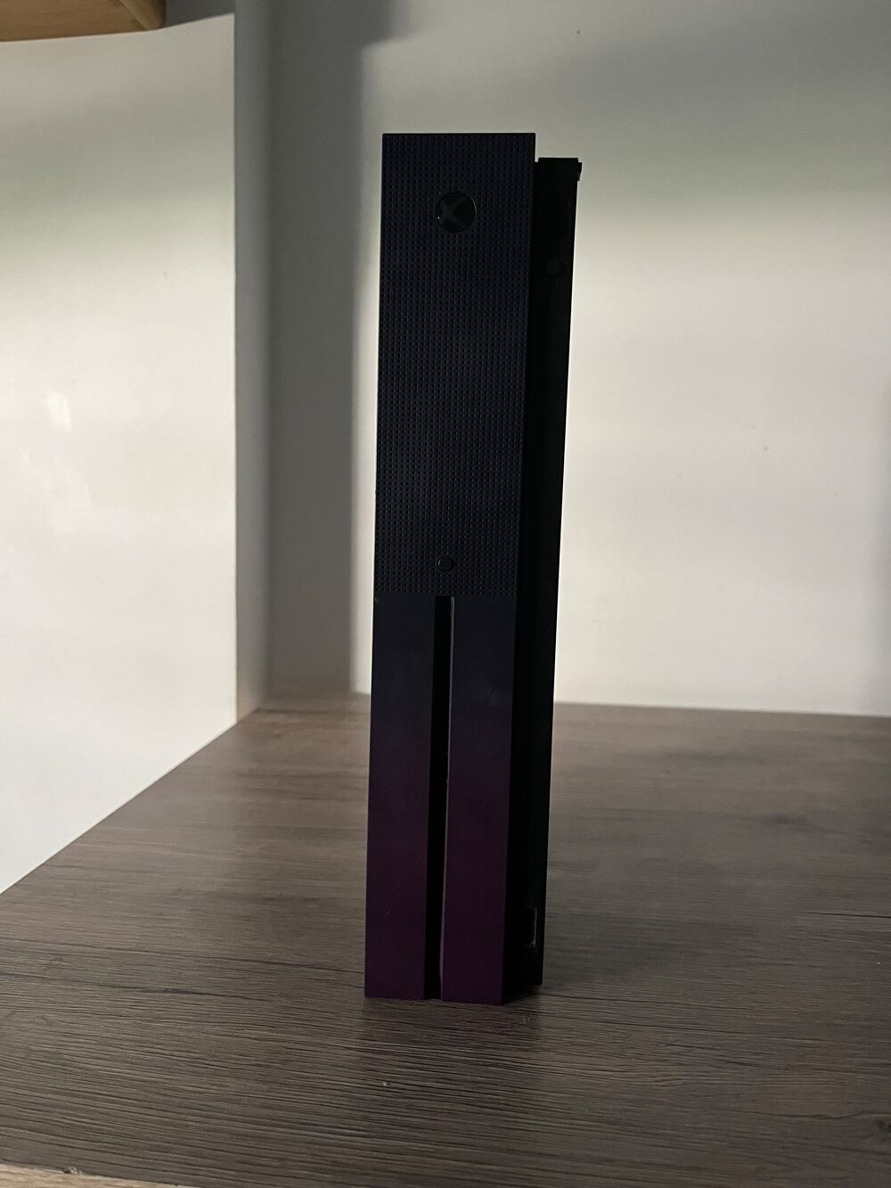 xbox one s mauve 1000giga &eacute;dition limit&eacute;e avec dresienne neuve Consoles et jeux vidéos