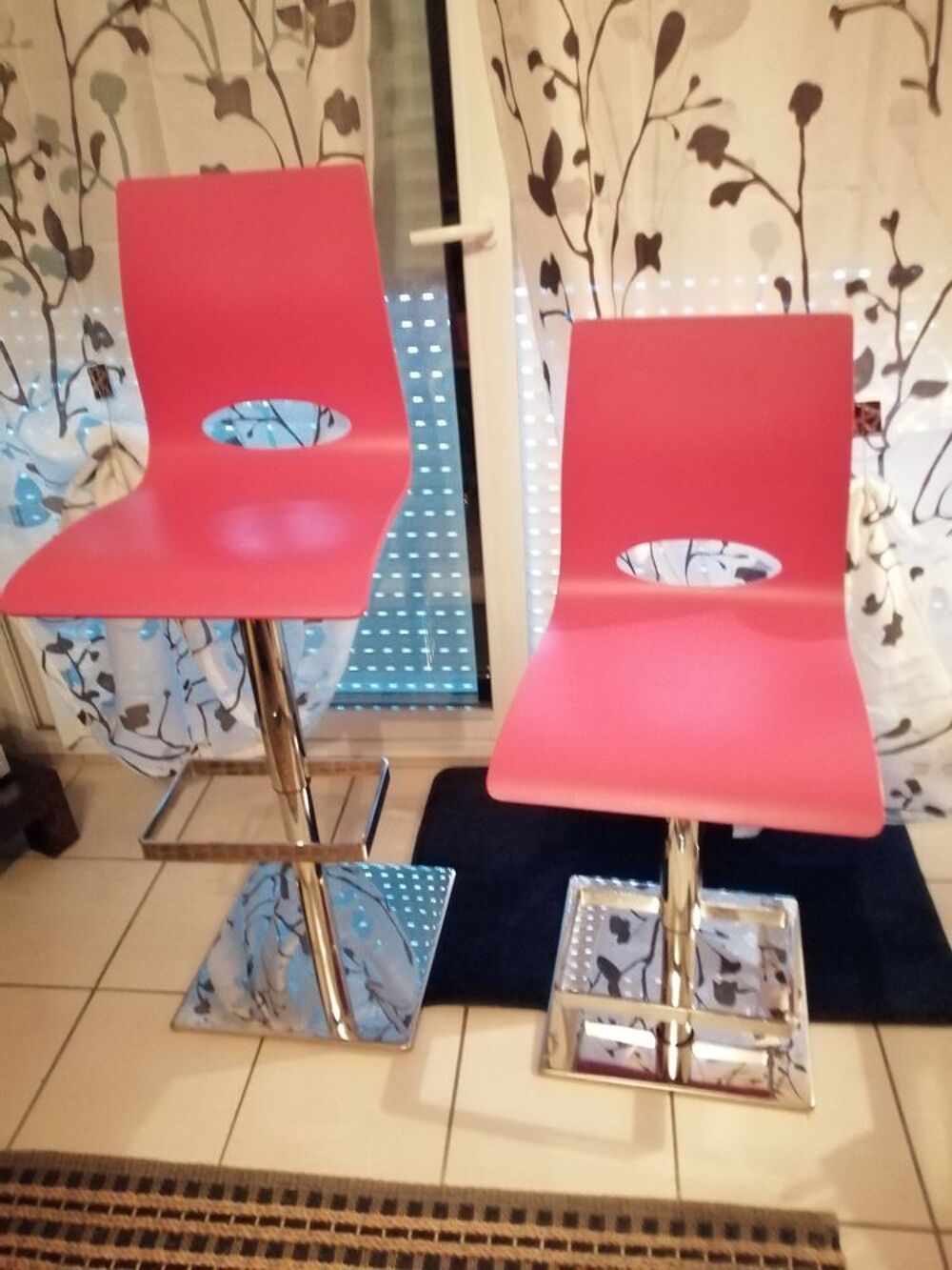 2 tabourets de bar Meubles
