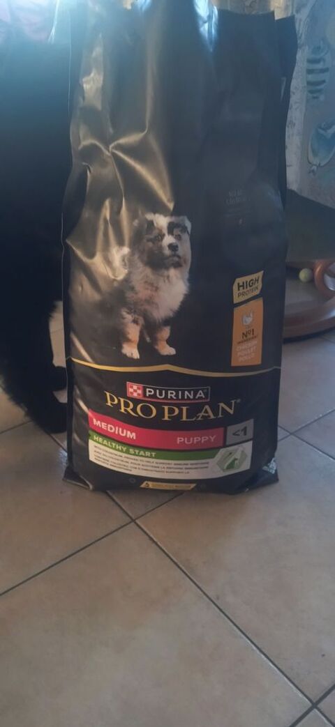 croquettes PRO PLAN Puppy Medium 
poulet
30 34830 Jacou