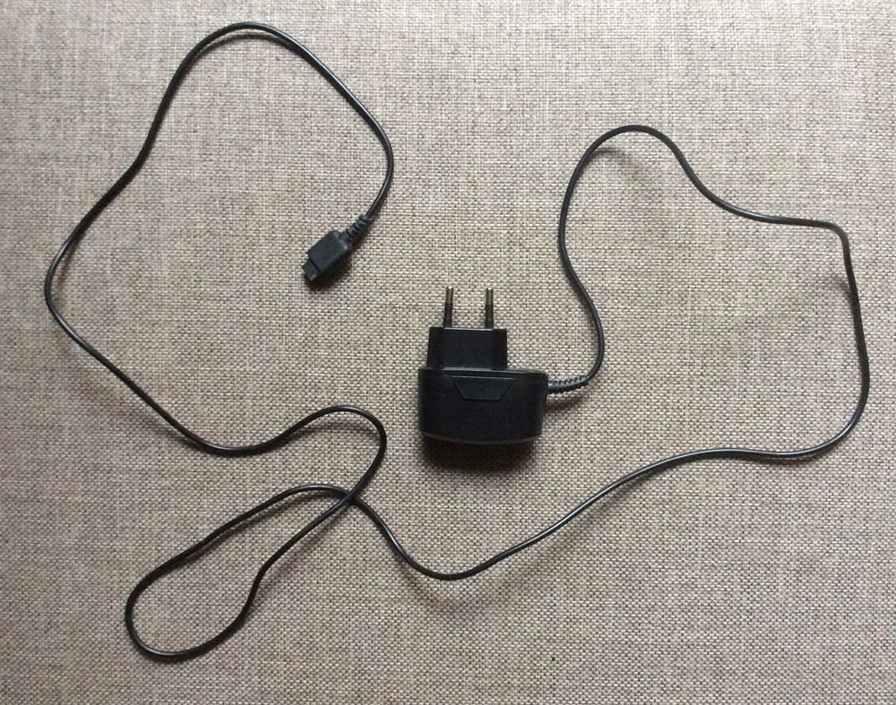 Chargeur LG (STA-PE53ER) Téléphones et tablettes