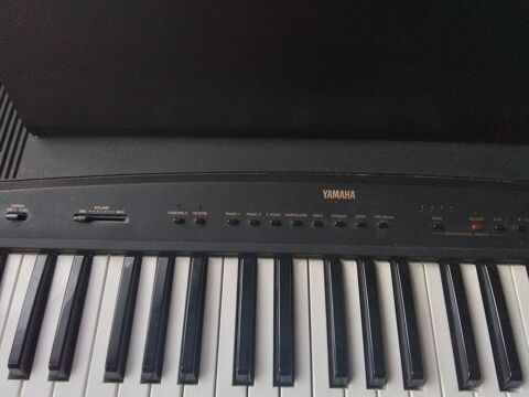 Clavier electrique yamaha 100 Paris 18 (75)