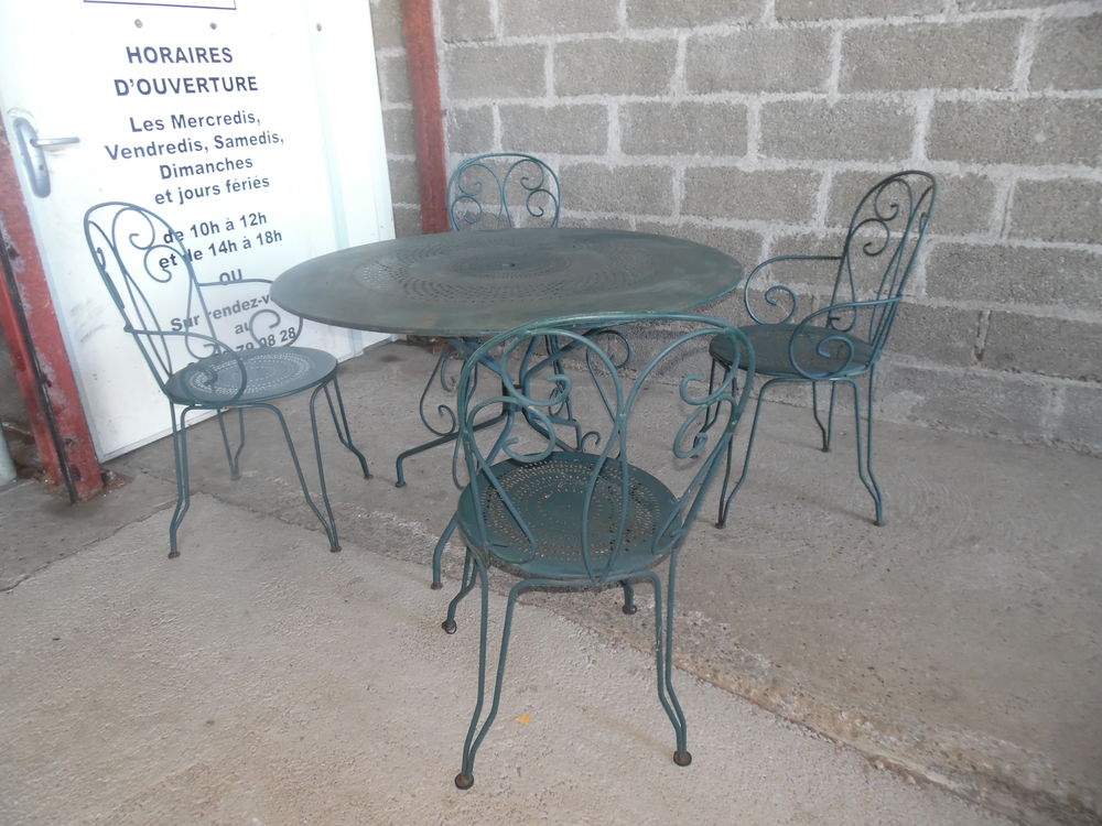 SALON DE JARDIN FER FORGE Jardin