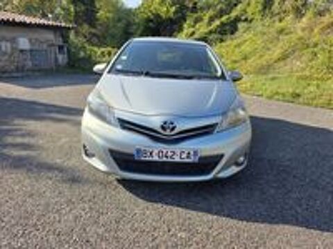 Yaris 90 D-4D Style 2011 occasion 38150 Roussillon