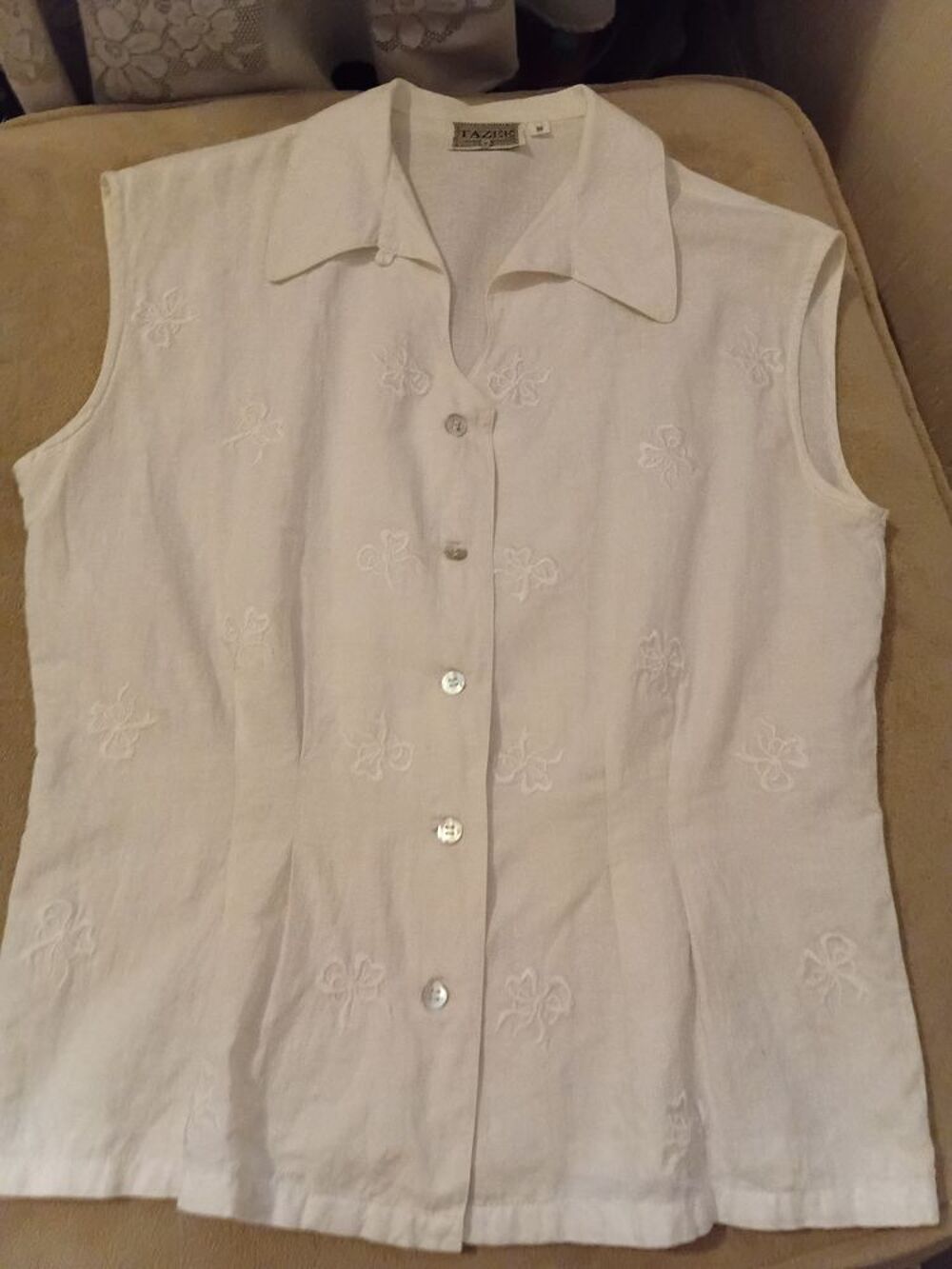 Chemisier brod&eacute; sans manches Vêtements