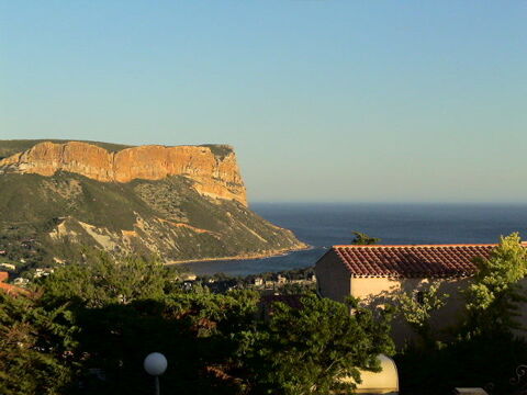   CASSIS- VUE MER-PISCINE