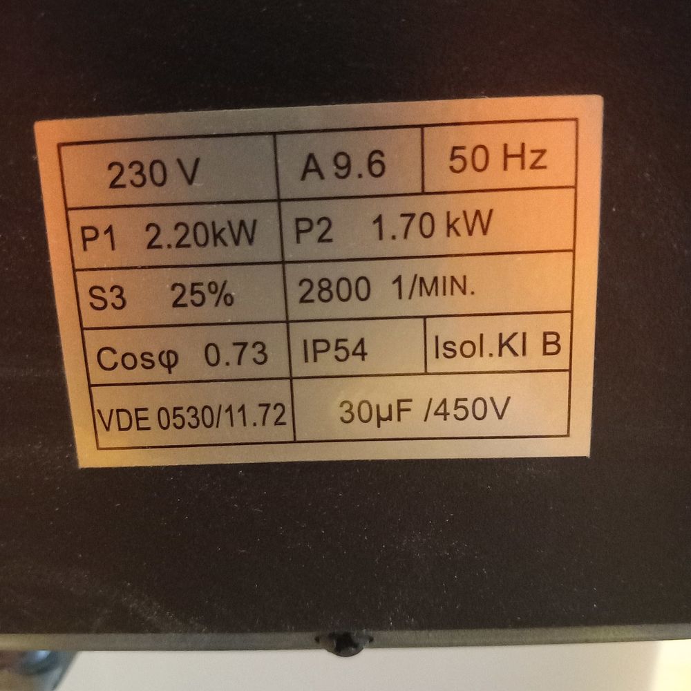 Fendeur de b&ucirc;ches servi 3 mois , encore sous garantie Bricolage