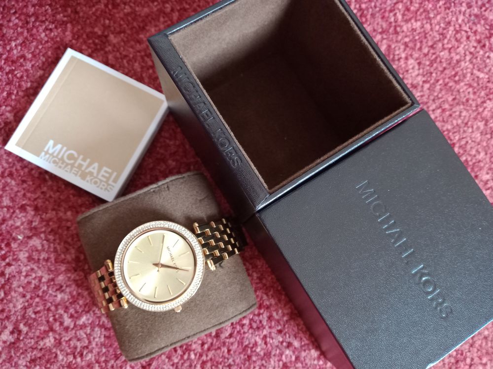 montre Michael Kors Parker champagne 125
€ Bijoux et montres