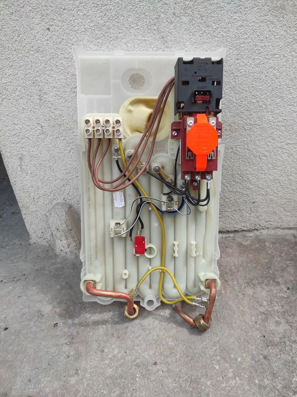Chauffe eau &eacute;lectrique instantan&eacute; 13 k Electroménager