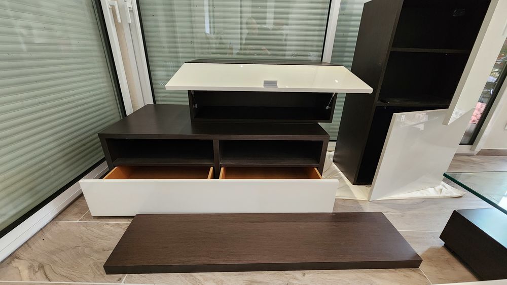 Meubles BO CONCEPT composition TV salon Meubles