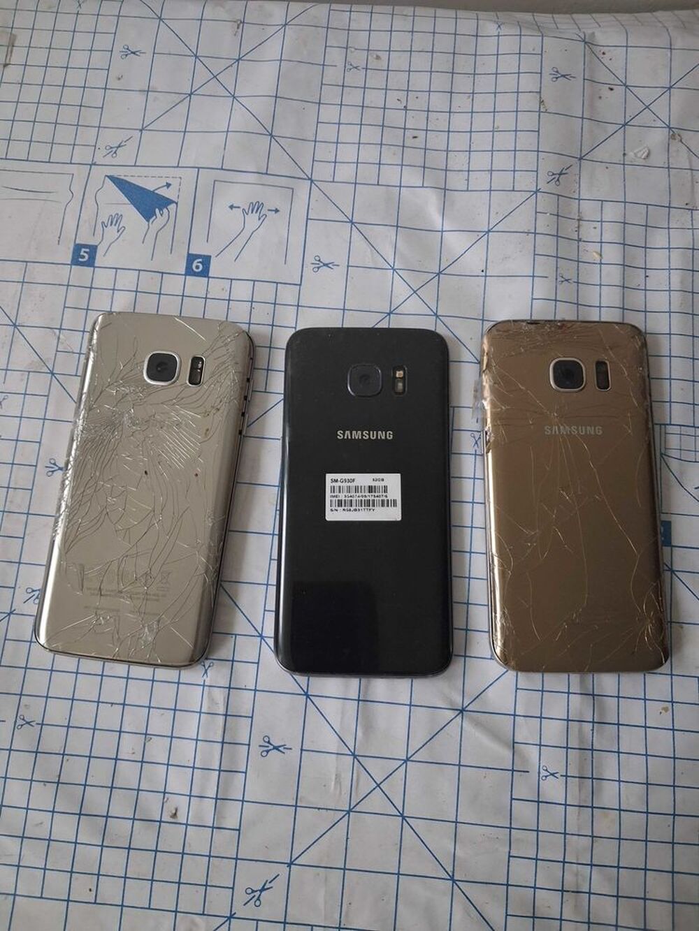avendre un lots 3 t&eacute;l&eacute;phonessamsung s7 pour pi&eacute;ce Téléphones et tablettes