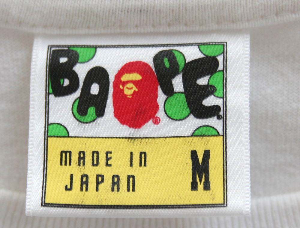 T-shirt A Bathing Ape (BAPE) T.M Homme
Made in Japan Vêtements