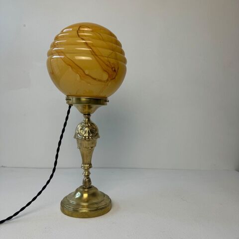 ANCIENNE LAMPE A POSER VINTAGE LAITON 
135 Lille (59)