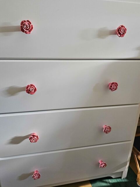 commode avec des tiroirs 80 Morhange (57)