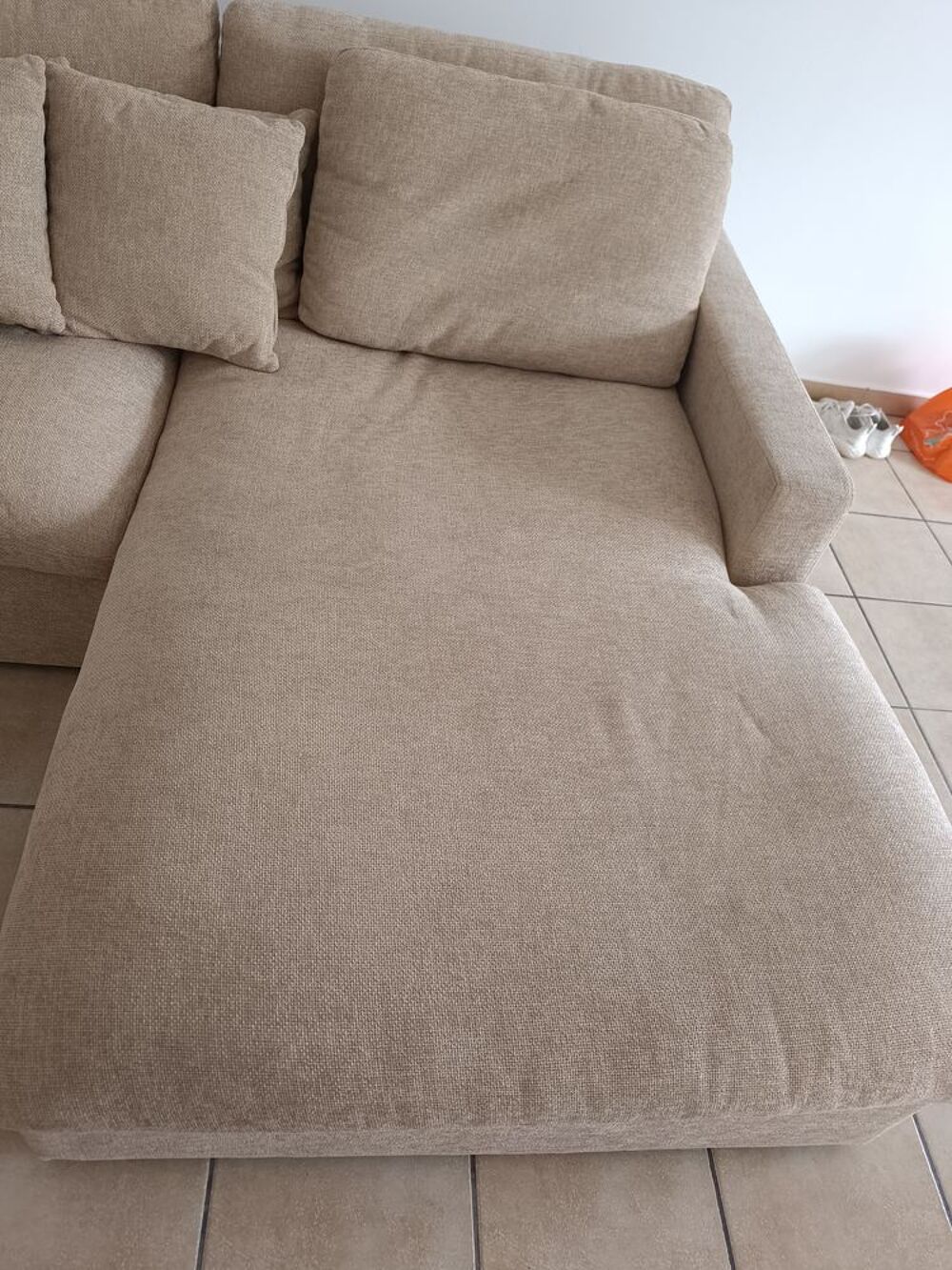 Canap&eacute; d'angle beige Meubles
