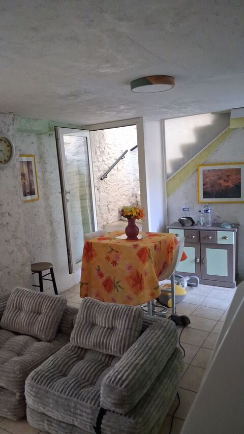   Maison de village dans le Minervois à Cesseras  Maison - 6 pièce(s) - 82 m²