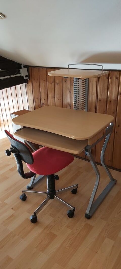 Bureau et Chaise de travail 10 Penne-d'Agenais (47)