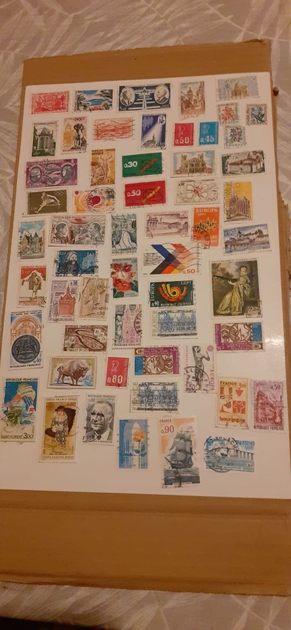 Lot de 605 timbre fran&ccedil;ais 