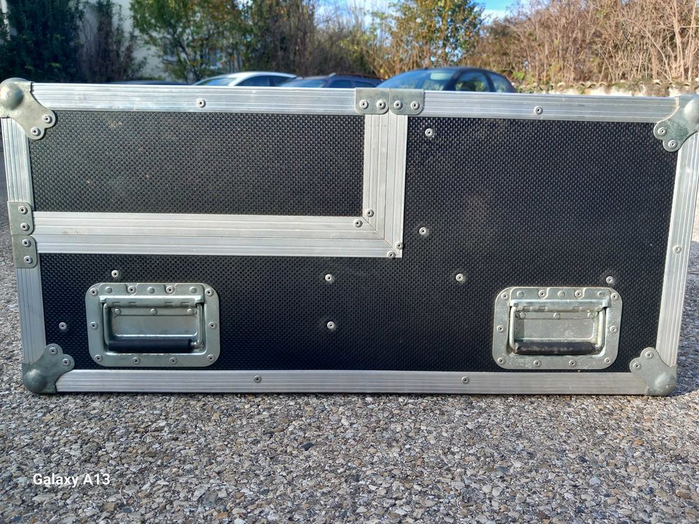 caisse de rangement musicale Flight case Meubles