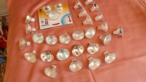 Ampoules diverses de spots 40 Grignan (26)