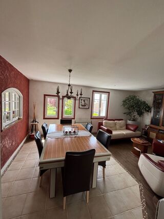  Maison � vendre 5 pi�ces 170 m� Surg�res