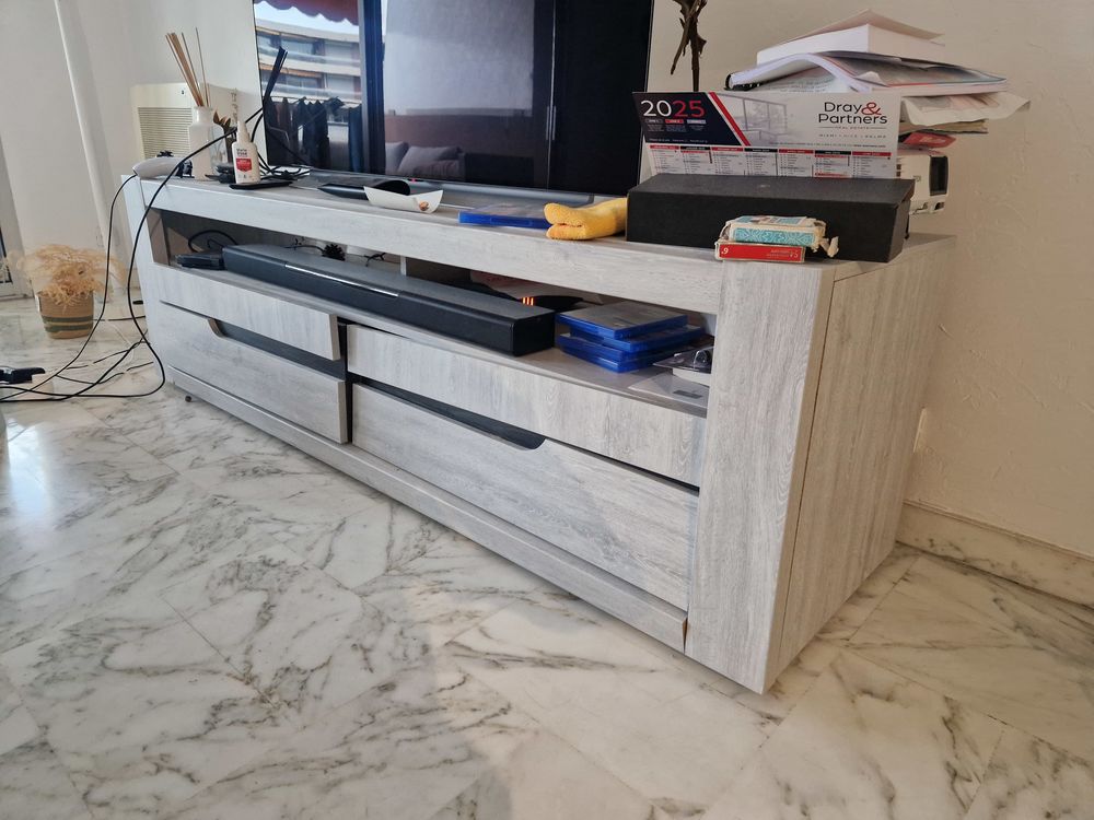 Meuble t&eacute;l&eacute; 179x55x48 Meubles