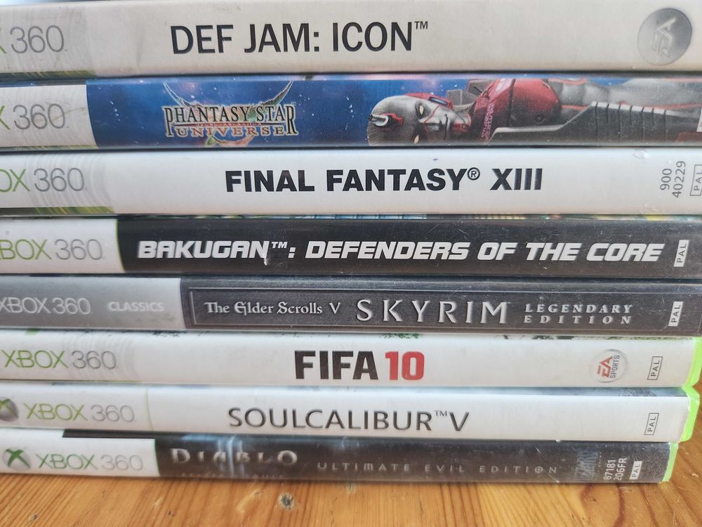 lot divers jeux Consoles et jeux vidéos