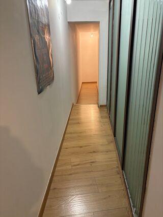  Appartement  vendre 2 pices 66 m