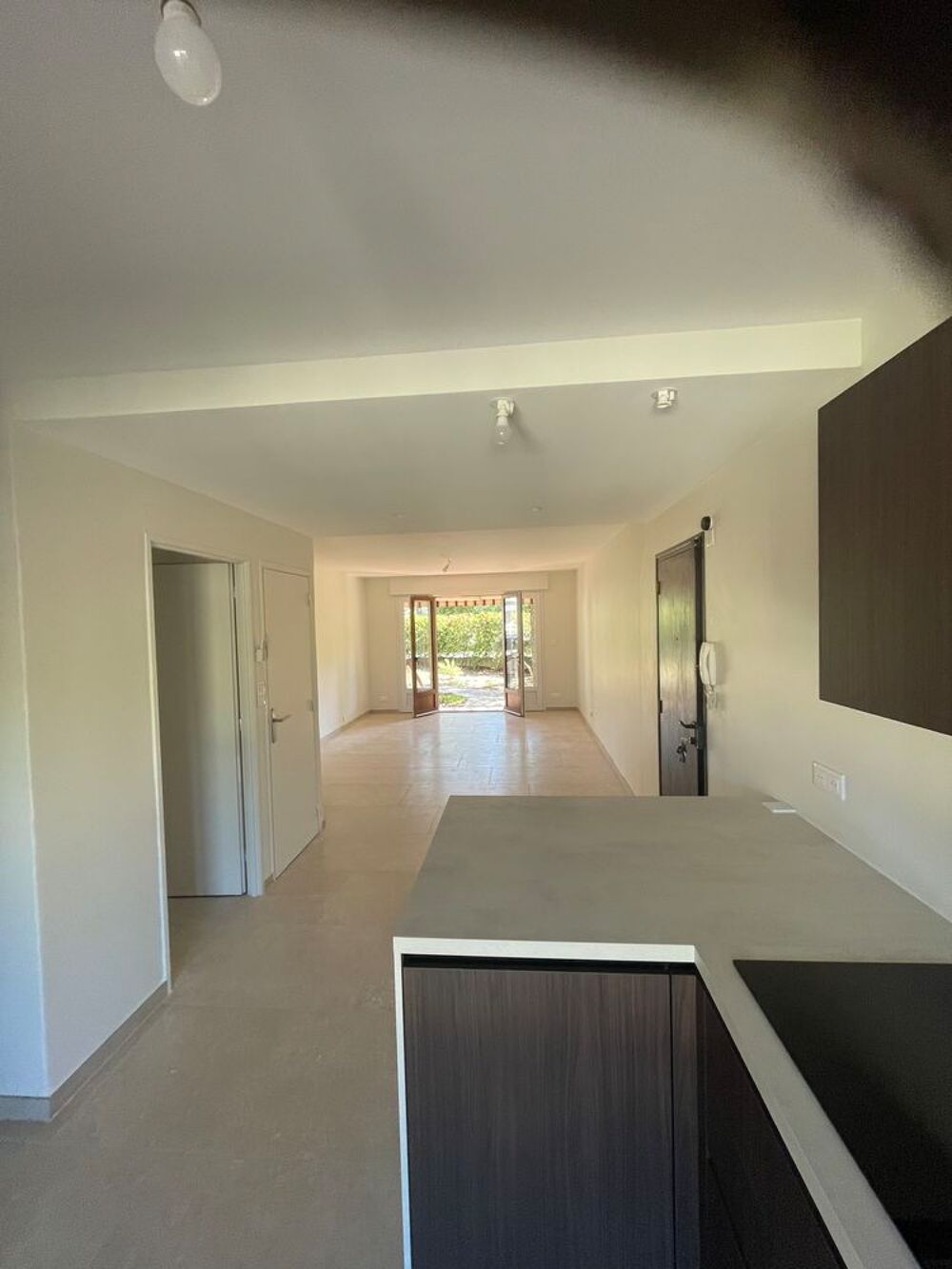 Location Appartement Beau T3 reft à neuf + jardin aix en pvce Aix-en-provence