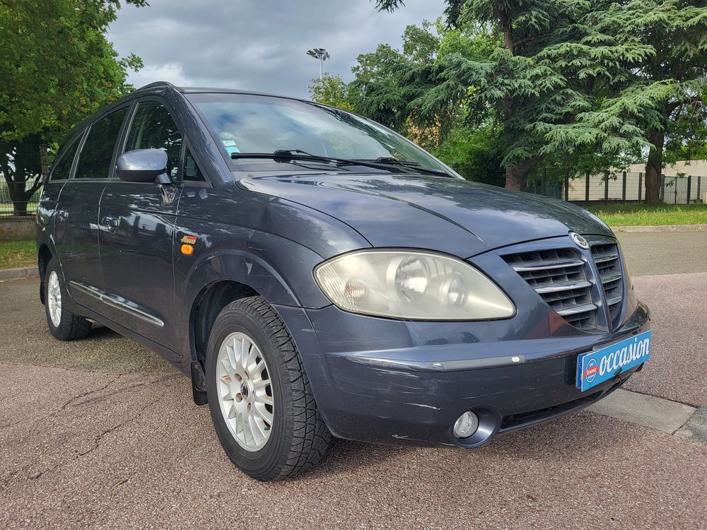Rodius SSANGYONG RODIUS 2.7 XDI 4X4 164 CH BOITE AUTOMATIQUE 7 PL 2005 occasion 78540 Vernouillet