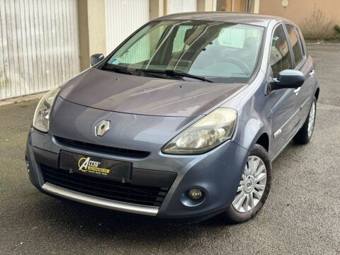 Renault clio iii 1.2 16V 75 eco2 TomTom Live