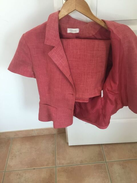 Joli ensemble femme veste et jupe, pour l'été 5 Saint-Alban (31)