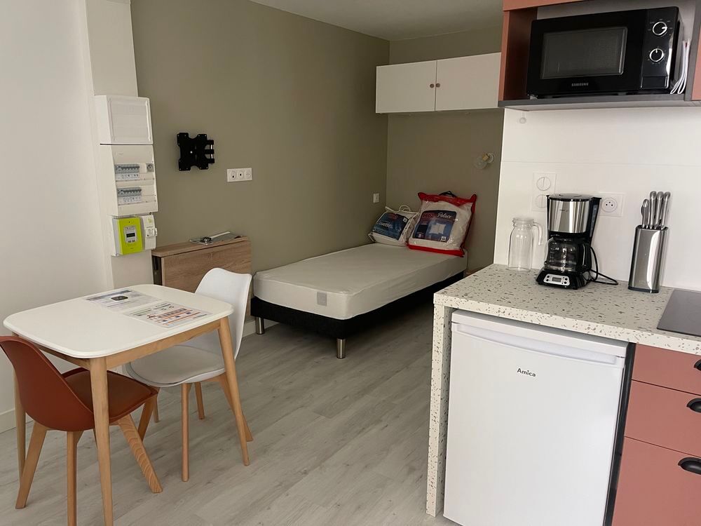 Location Appartement Studio 17 m2 tout équipé, proche toutes commodités Trélazé