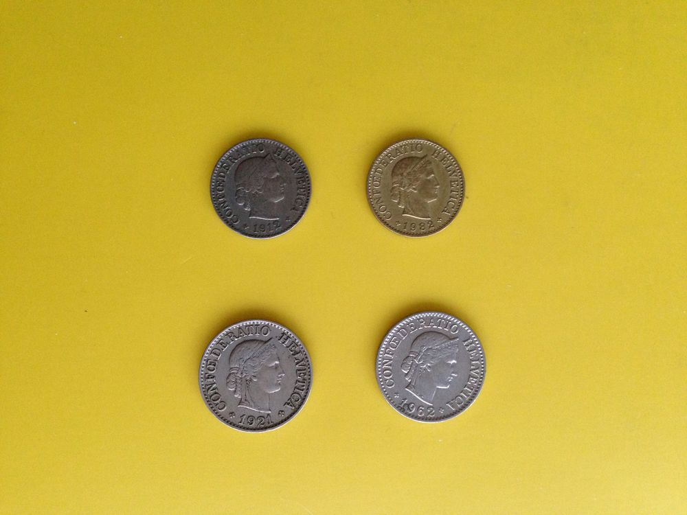 1 lot de 4 pi&egrave;ces de monnaie suisse... 