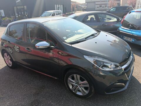 Peugeot 208 BELLE  2017 PURE TECH REVISE GARANTI 700