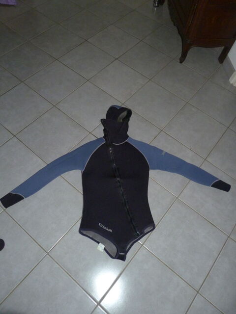 COMBINAISONS DE PLONGEE TRIBORD 0 Montigny-en-Gohelle (62)