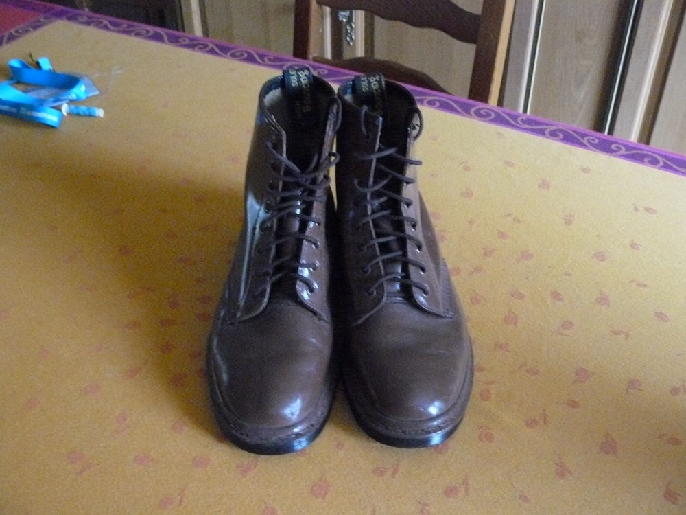 chaussures doc martens adoslescents Chaussures enfants