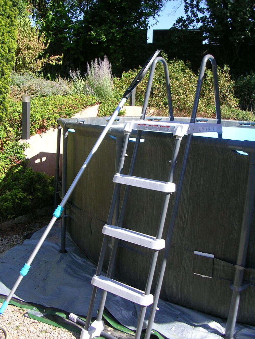 piscine hors sol &eacute;tat neuf Jardin