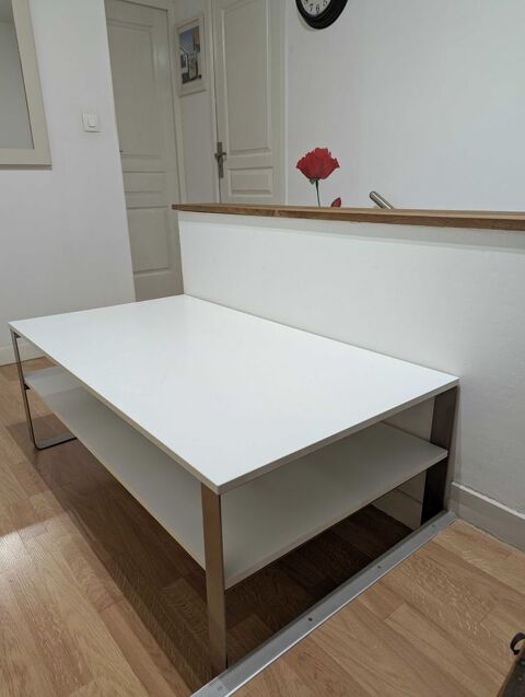 Table de salon moderne blanche 40 Brie-Comte-Robert (77)