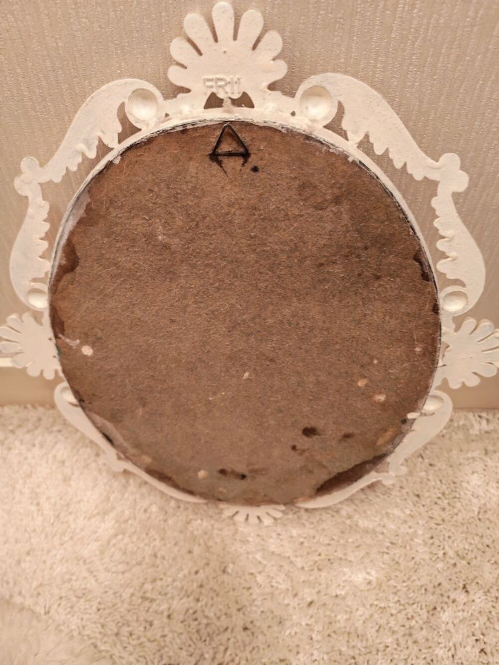 V&eacute;ritable miroir ancien et authentique en metal blanc Décoration