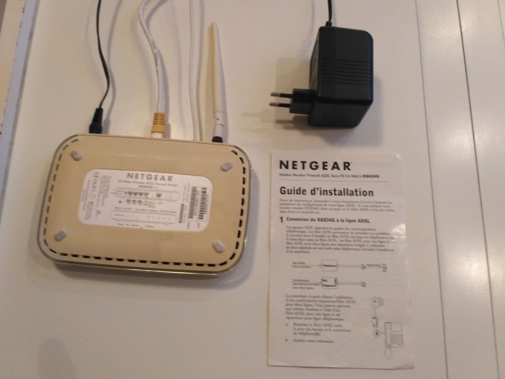Netgear modem routeur firewall ADSL wifi Matériel informatique