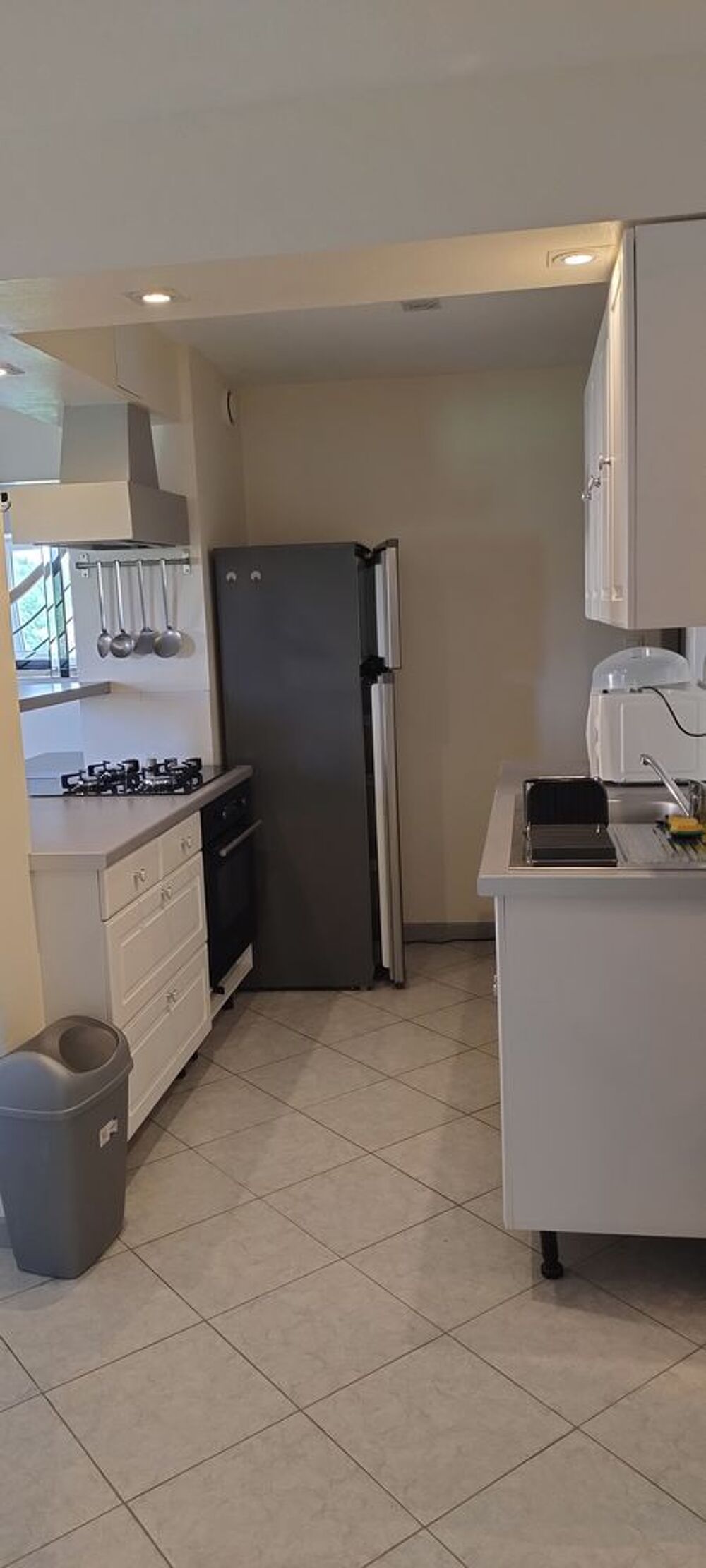 Location Appartement appartement meubl� dans maison de caract�re � la campagne L'�toile