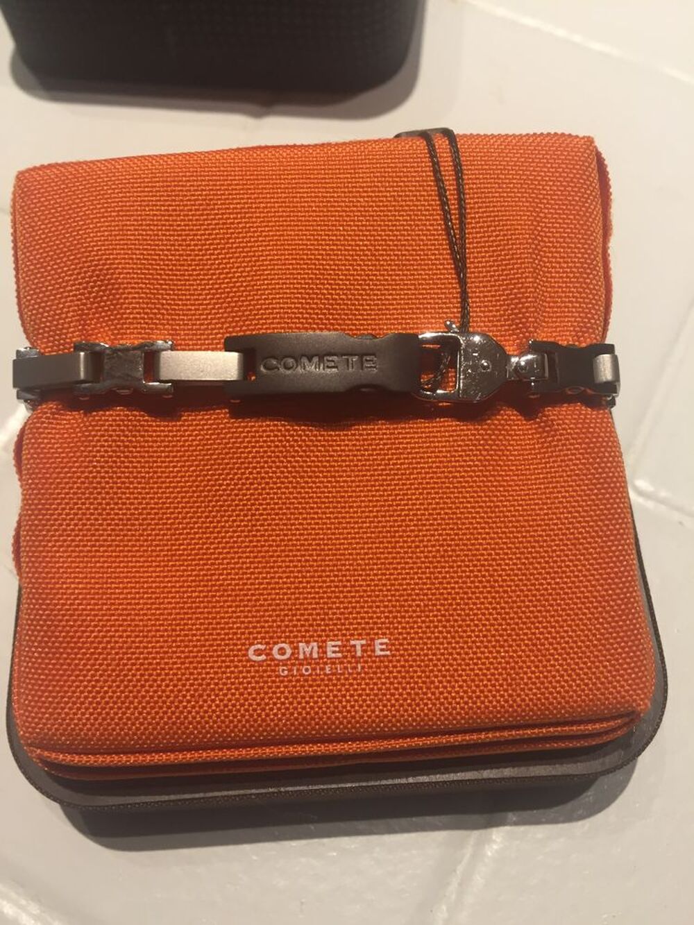 bracelet marque com&egrave;te UBR 259 Bijoux et montres