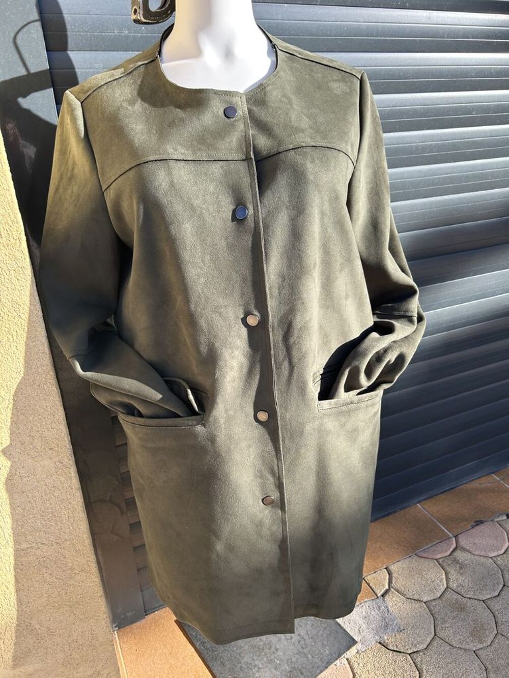 MANTEAU 3/4 FEMME IMITATION DAIM VERT EN 46 MOD&Egrave;LE AMPLE Vêtements