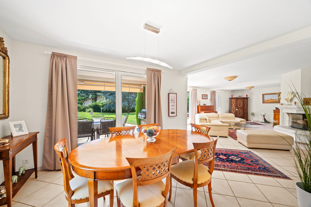  vendre  Maison Divonne-les-Bains (01220)