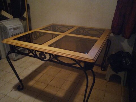 canap+table avec chaises+chaises de bar 0 Riez (04)