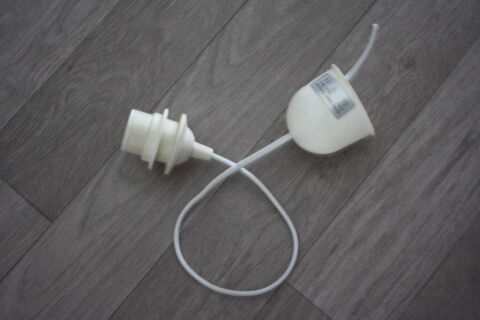 Douille a vis 5 Malz�ville (54)